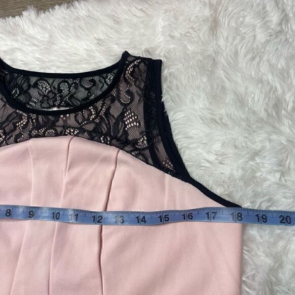 Ricki's Sleeveless Top Set of 2 Size Medium Lace Stretch Floral Pink Fitted - Picture 10 of 13